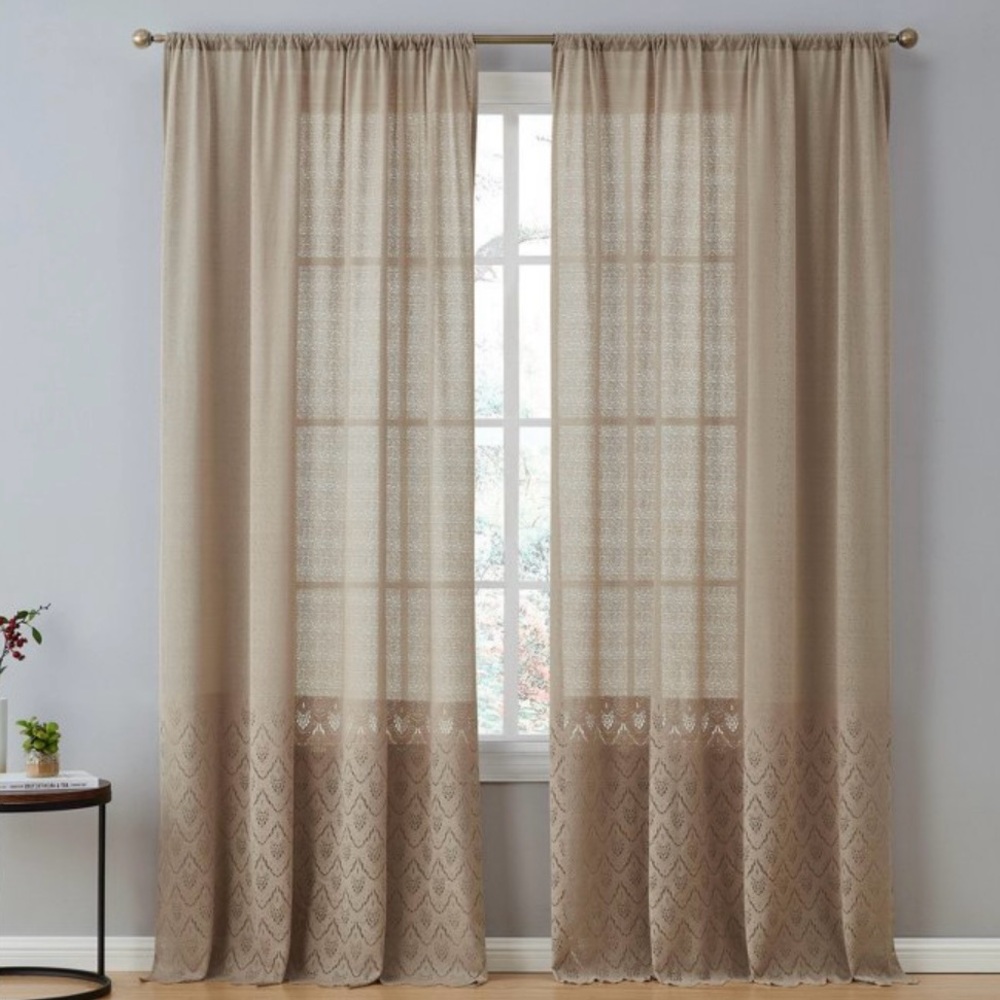 Decorative Ombré Lace Curtains Semi Sheer Light Filtering 54Wx84L 2 SETS